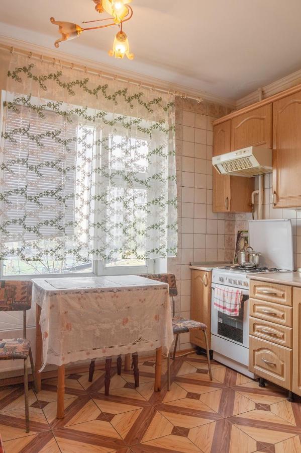 Квартира По Адресу Приозерная 8 Б Оболонь Kiev Exteriör bild